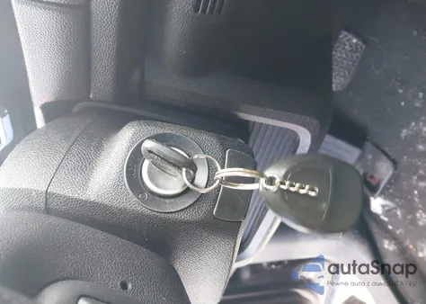 2017 Chevrolet Traverse Premier z USA, uszkodzony, nr VIN 1GNKVJKD2HJ195516